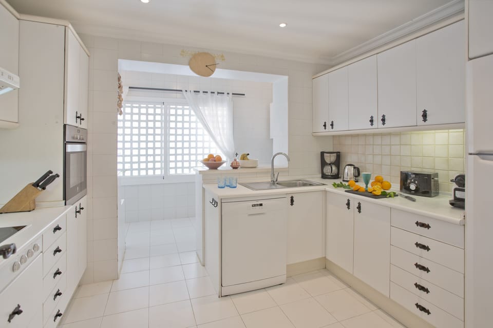 Good size, fully equipped kitchen