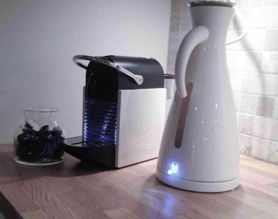 Nespresso® coffee machine and Eva Solo electric kettle.