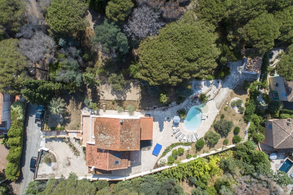 Aerial view of property