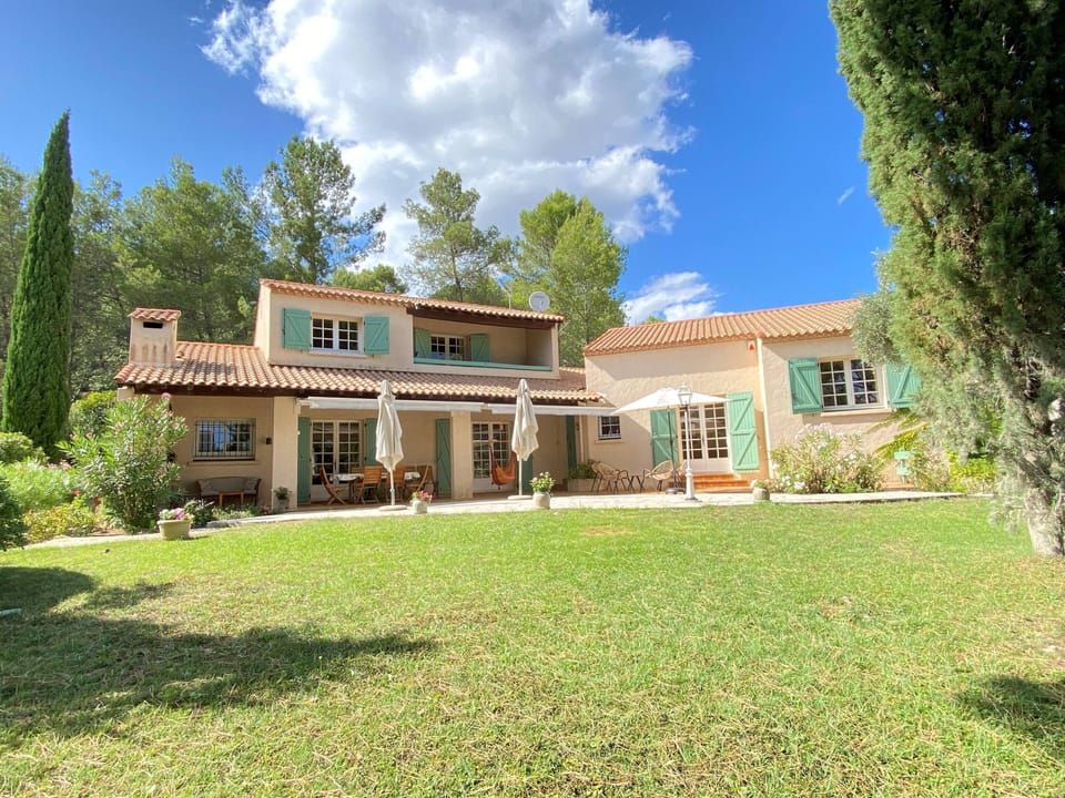 villa from front entrance