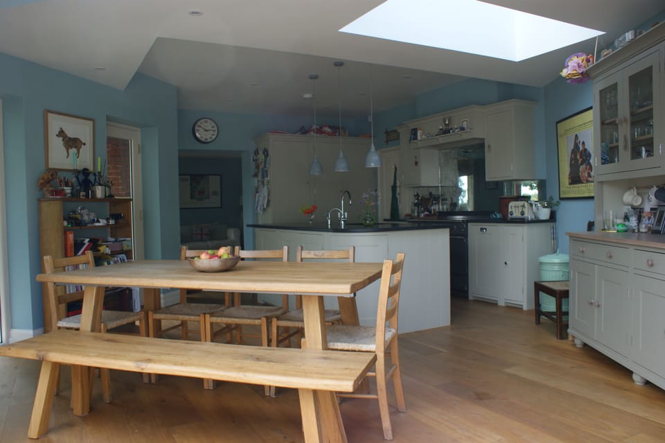 Large kitchen with extending table seats upto 12