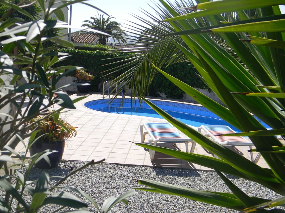 Private Swimming Pool