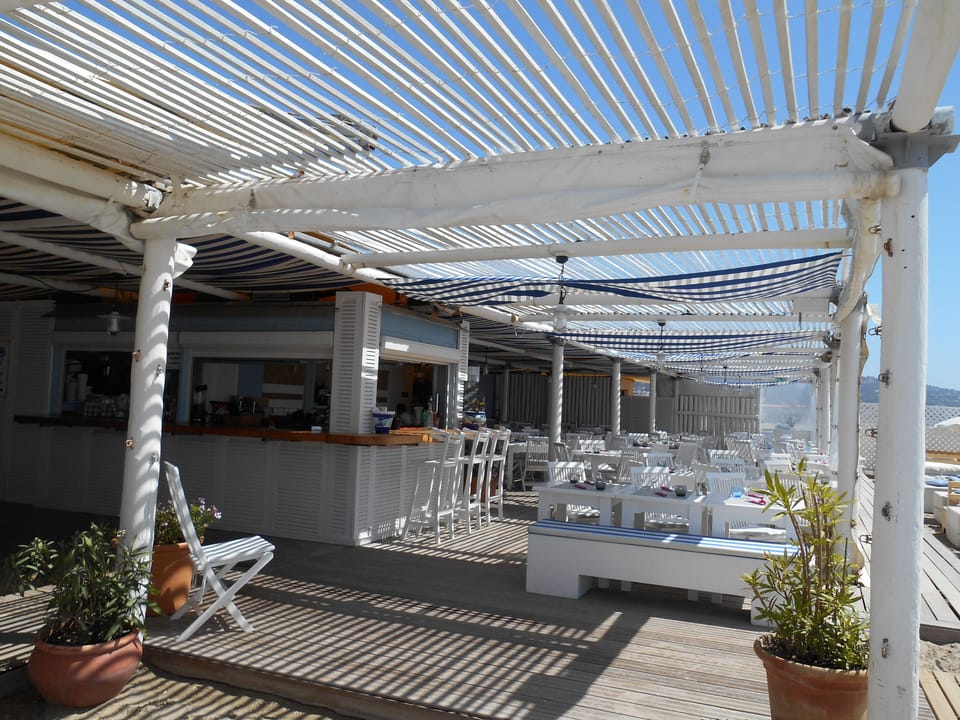 A Marseillan Plage beach club open in summer