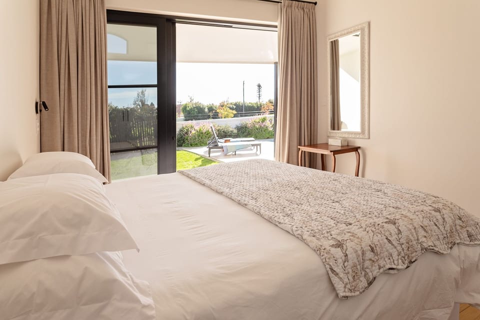 Sliding door to pool.