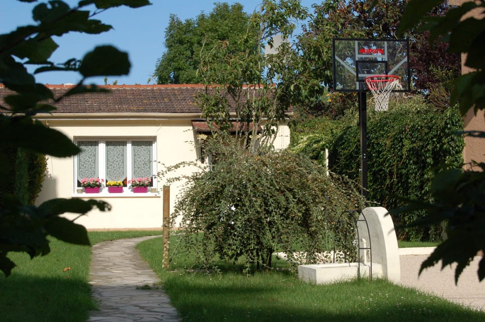 Angels Inn Disneyland Paris : Independent House