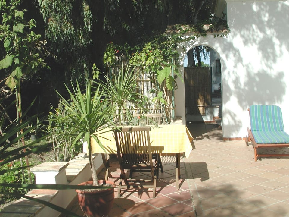 Private Terrace partly shaded by pepper- and eukalyptus trees