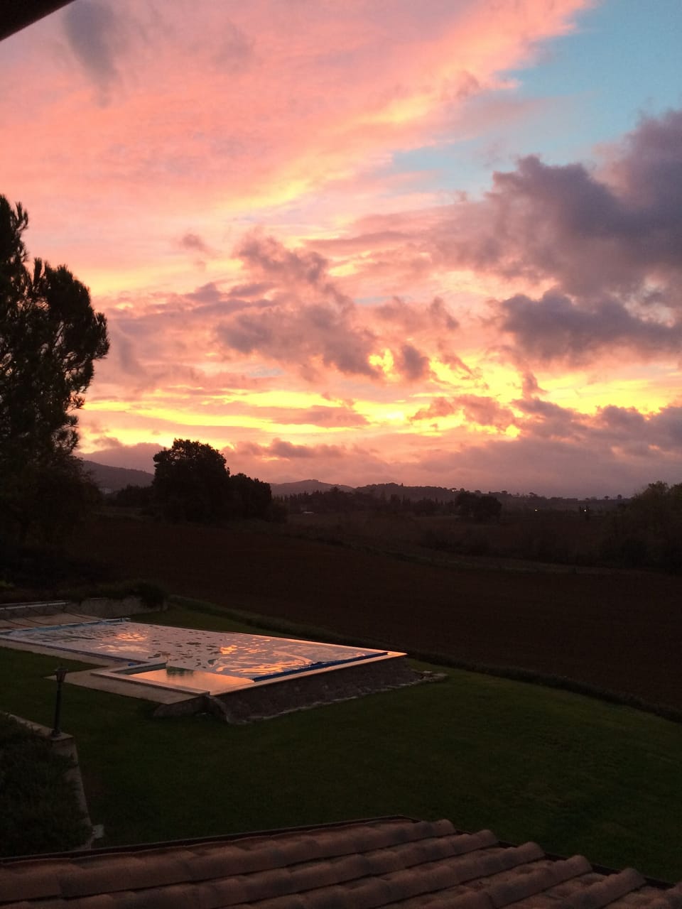 Wow what a sky!
Taken on my phone!