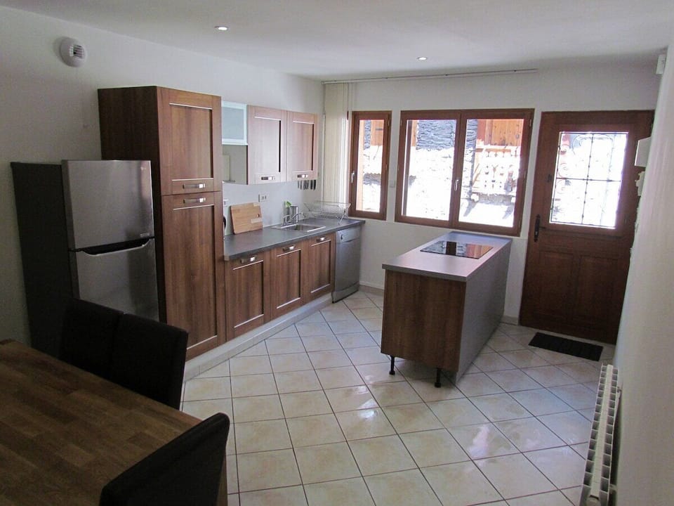 Large open plan kitchen dining room