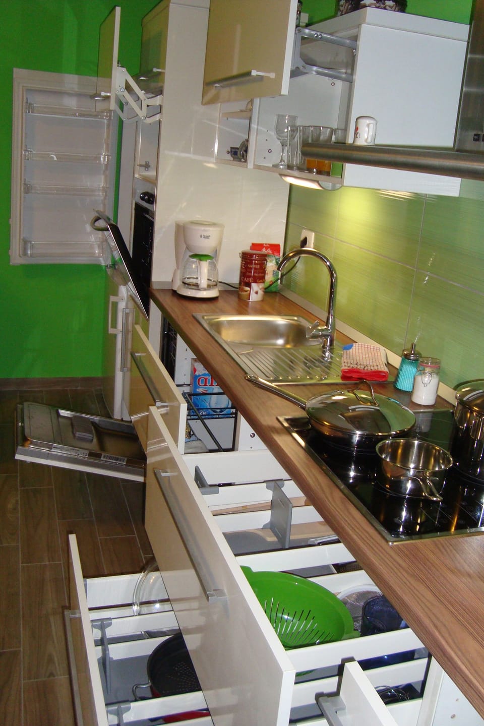 good equipped kitchen