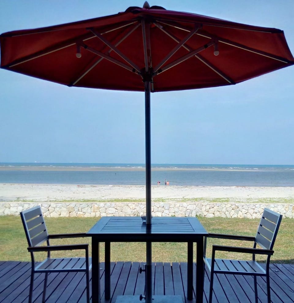 Villaku Residences Beachfront