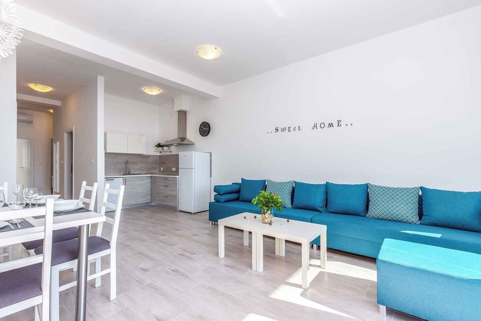 living/bedroom
