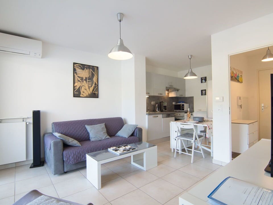 Floor, Room, Interior Design, Flooring, Living Room, Home, Wall, Table, Couch, Ceiling