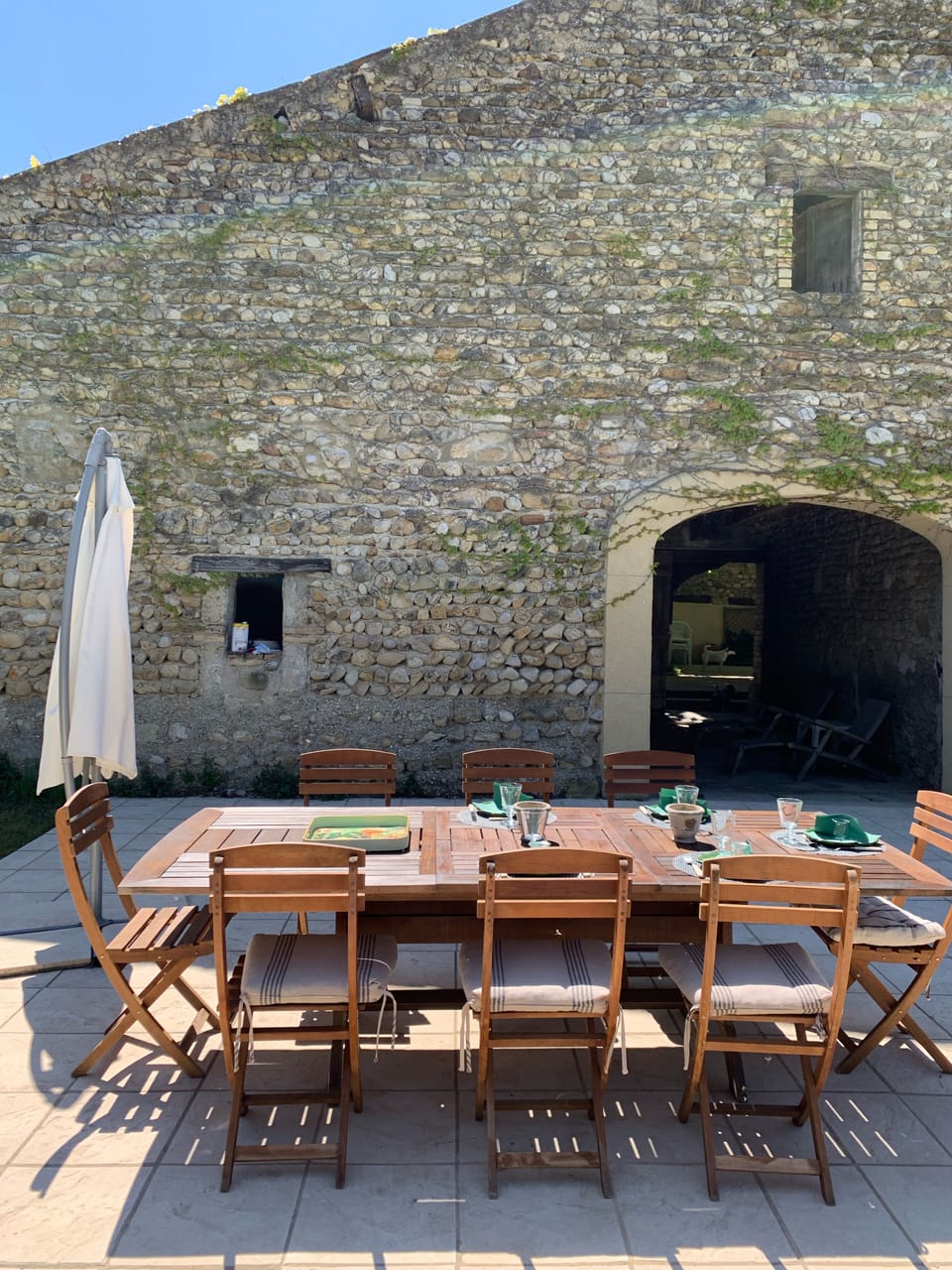 Outdoor dining