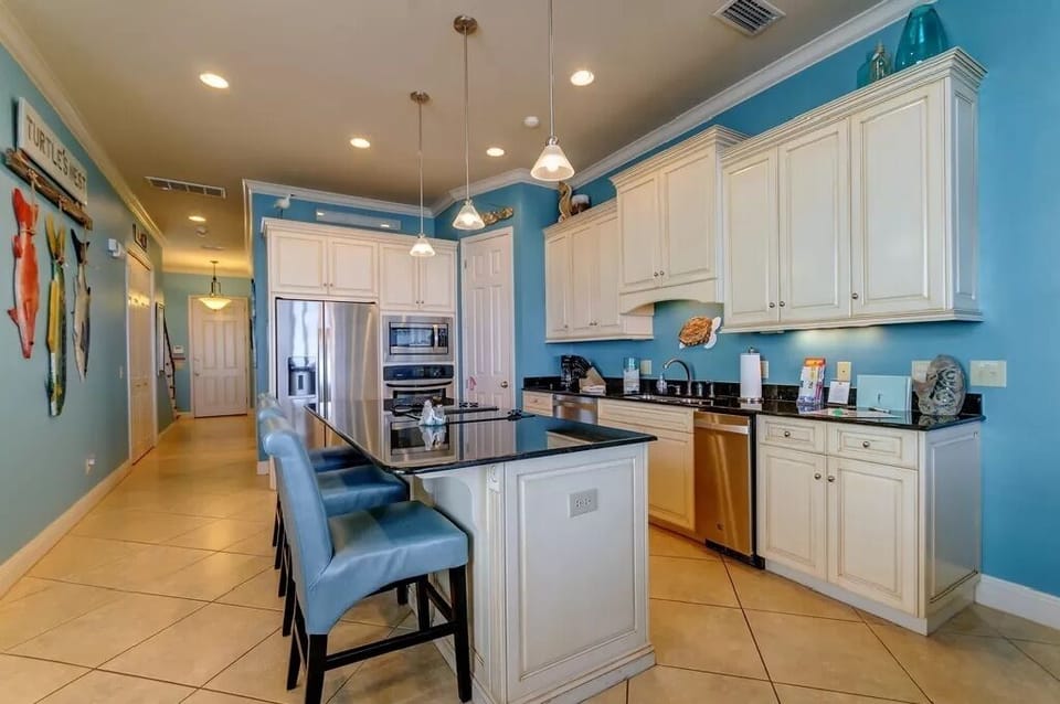 Large chef's kitchen