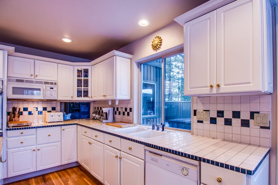Kitchen - Main Level