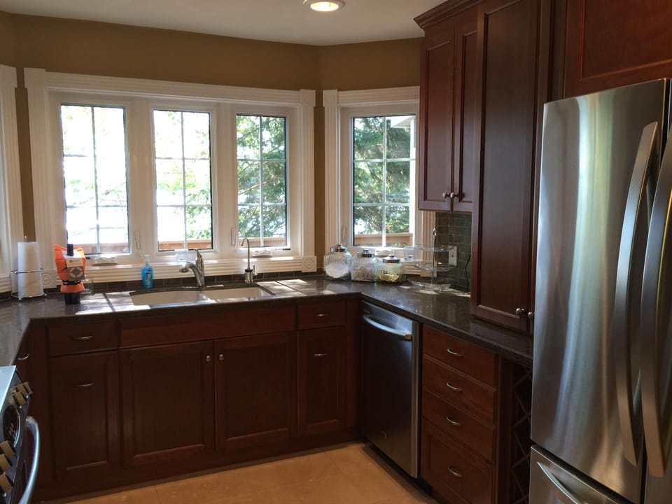 Kitchen facing lake
