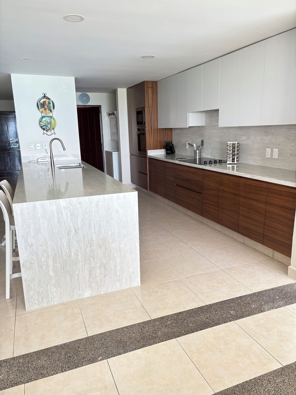 New kitchen and appliances - October, 2025