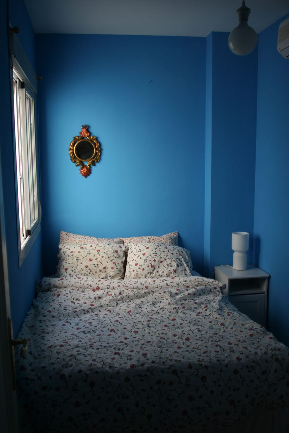 bedroom blue