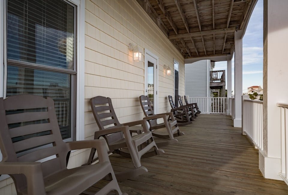 STREET SIDE PORCH OFF 1st FLOOR HALL