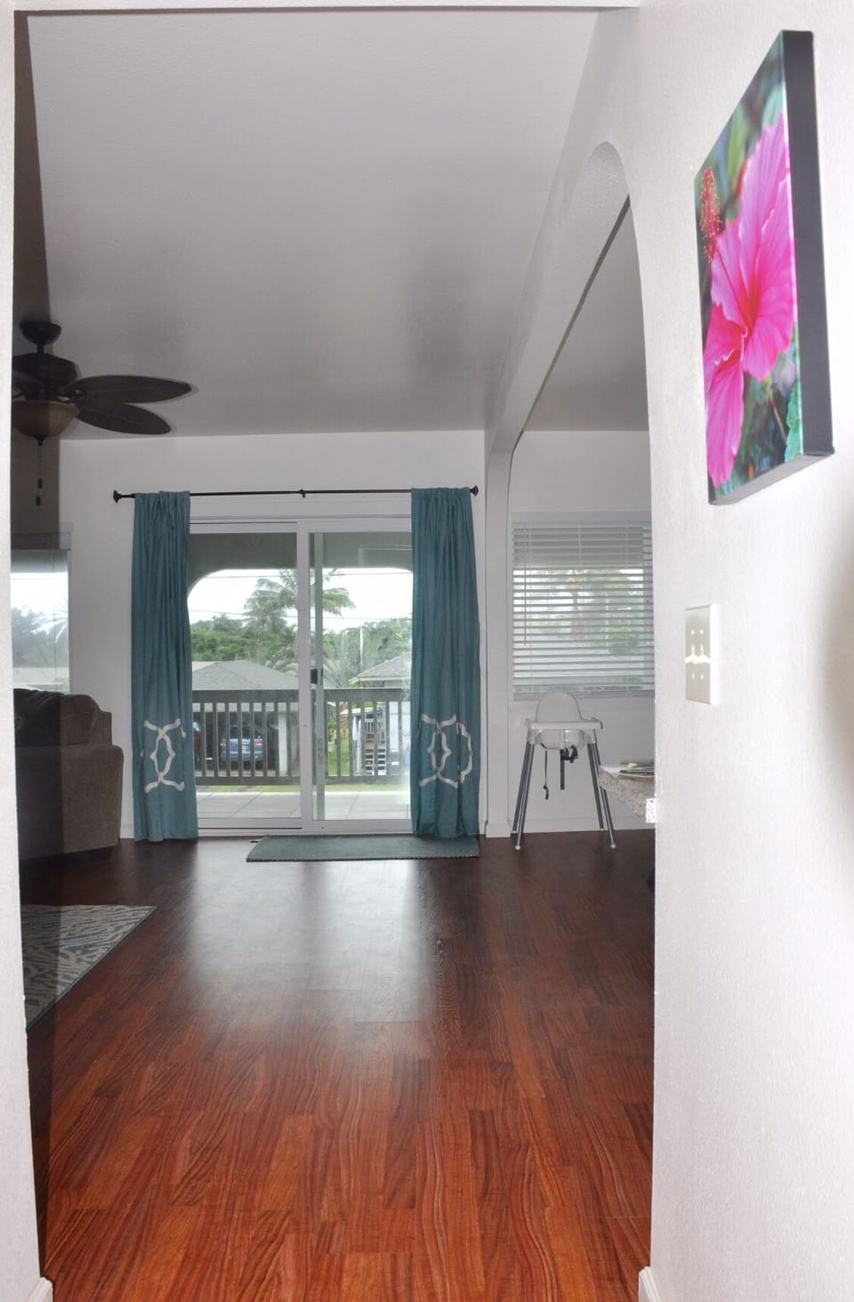 view to the family room from the hallway