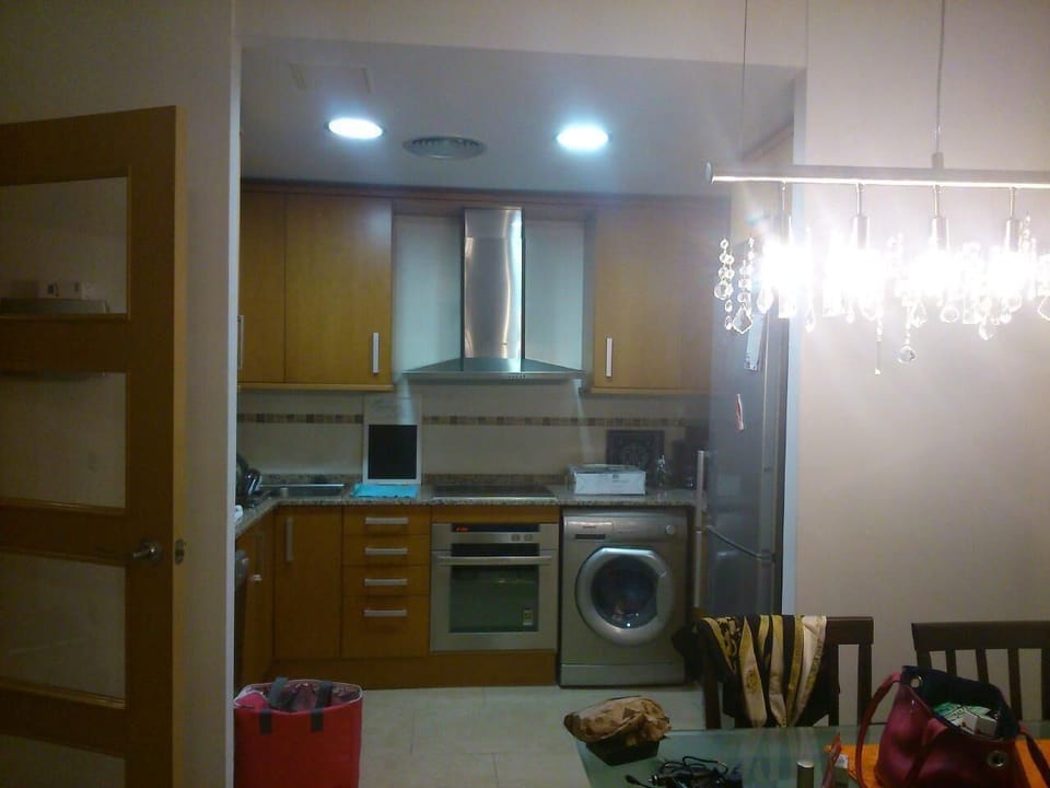 The kitchen seen from the living-room