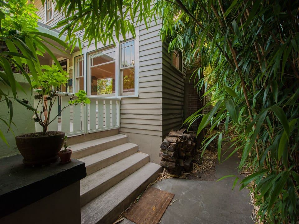 Front Entry Way