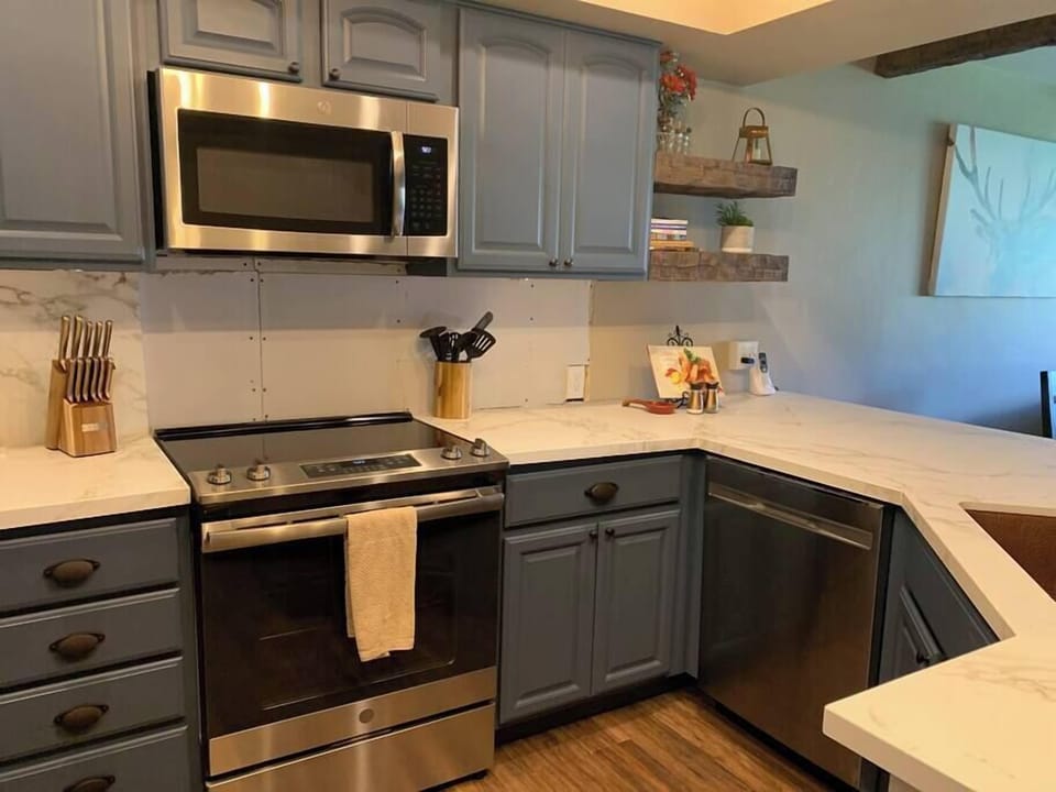 Kitchen (photo before backsplash complete)