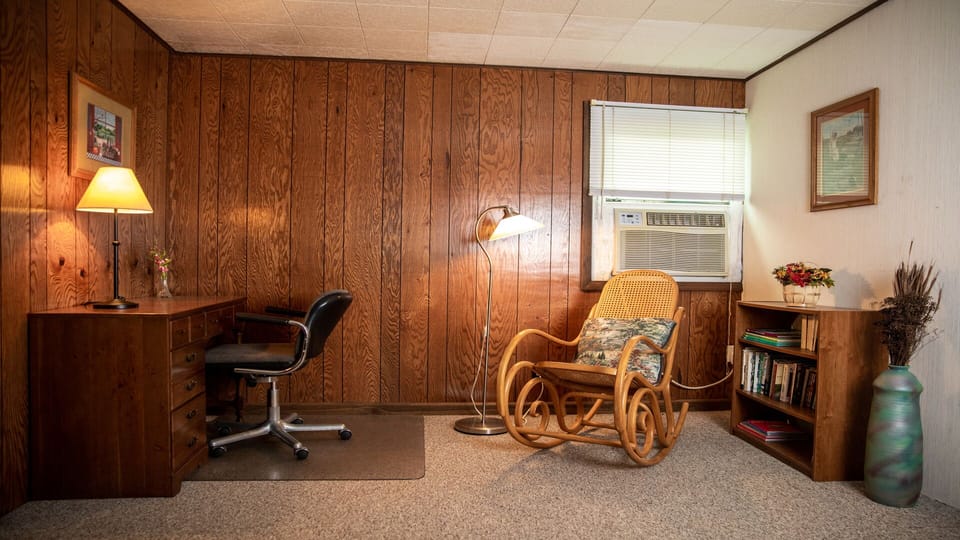 Work station and book shelves in Entry room from front door