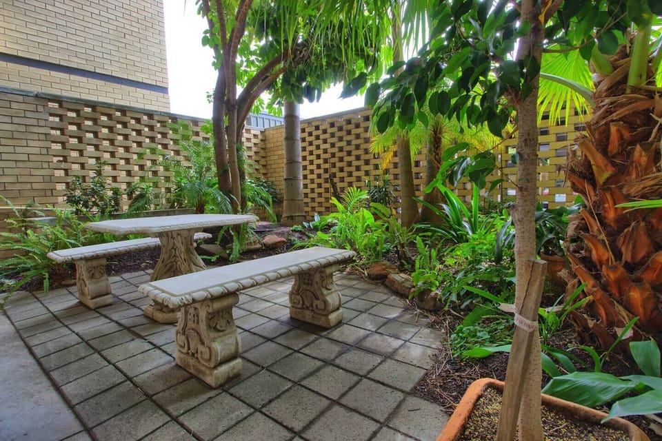 Common Area garden (shared space)