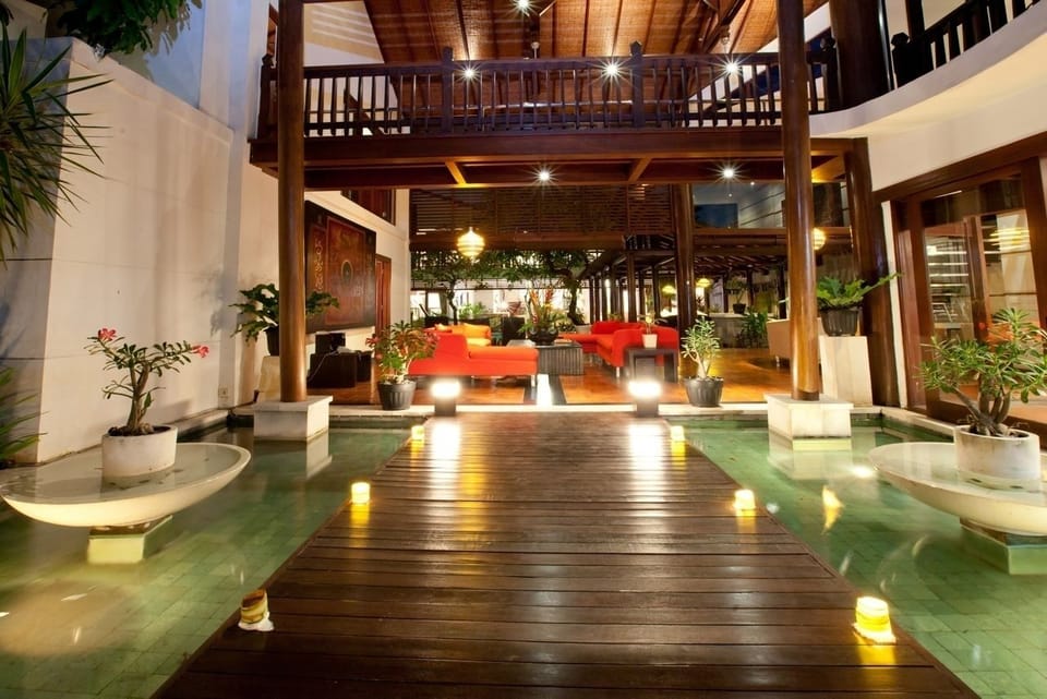 6 Bedrooms Villa in Sanur For Big Groups