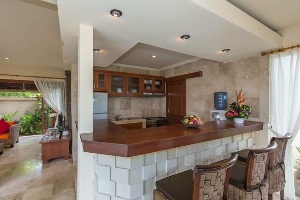 Jimbaran Bali Family Villa 3 Bedrooms 