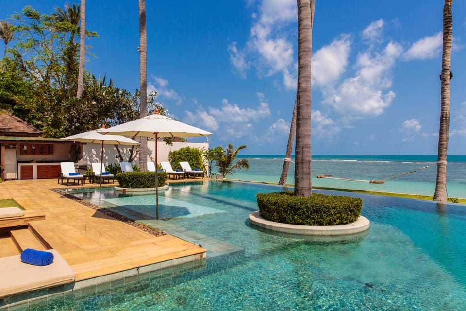 Infinity pool with vast sea views