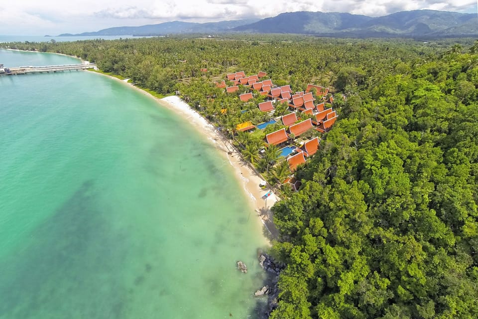 The villa boasts its stunning ocean view.