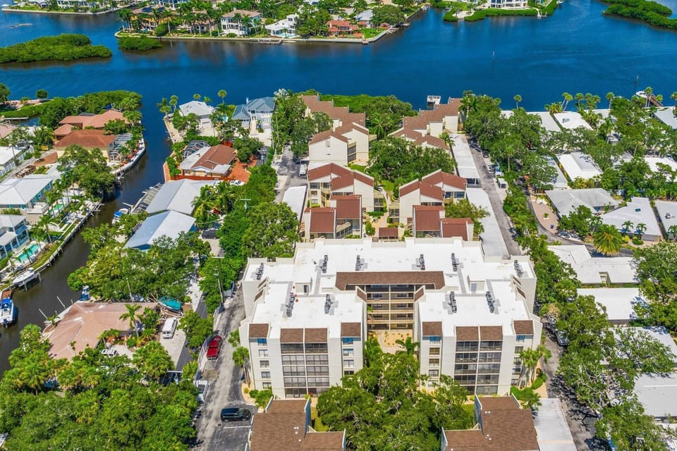 Nestled right by the bay, it is coastal living at its finest!