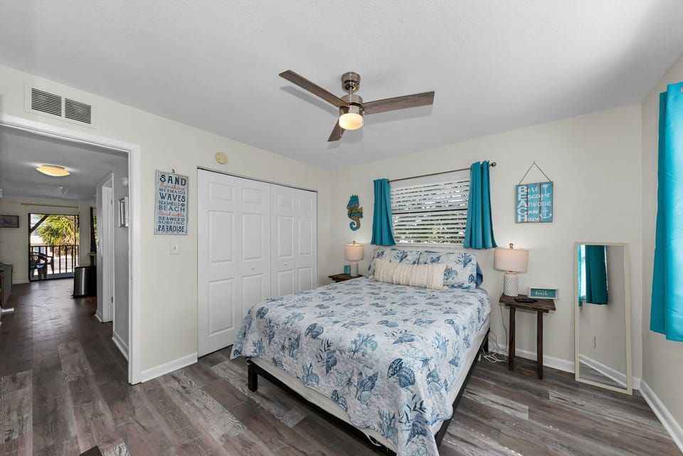 38-web-or-mls-Bedroom202b
