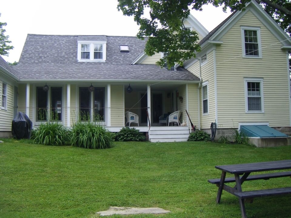 Back of house, large securely fenced yard