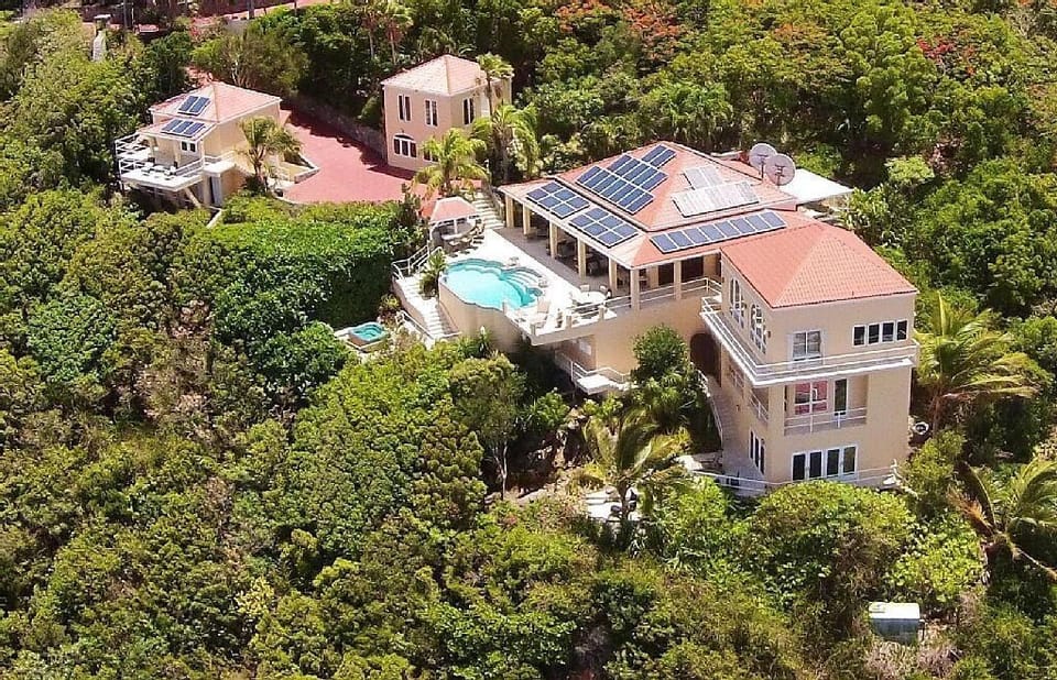 Expansive Property Provides Guest Privacy