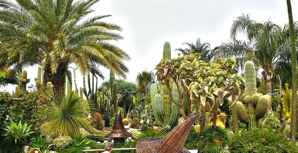 Aptm in a Small and fine resort, set in a botanical Garden.  On Ischia Island,