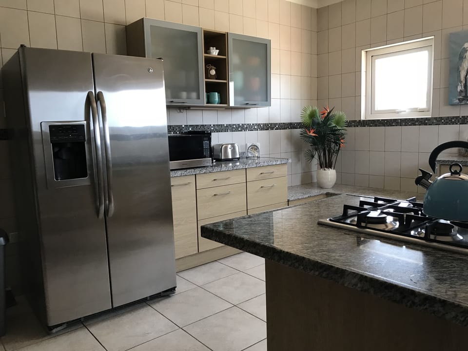Fully equipped with stainless appliances 