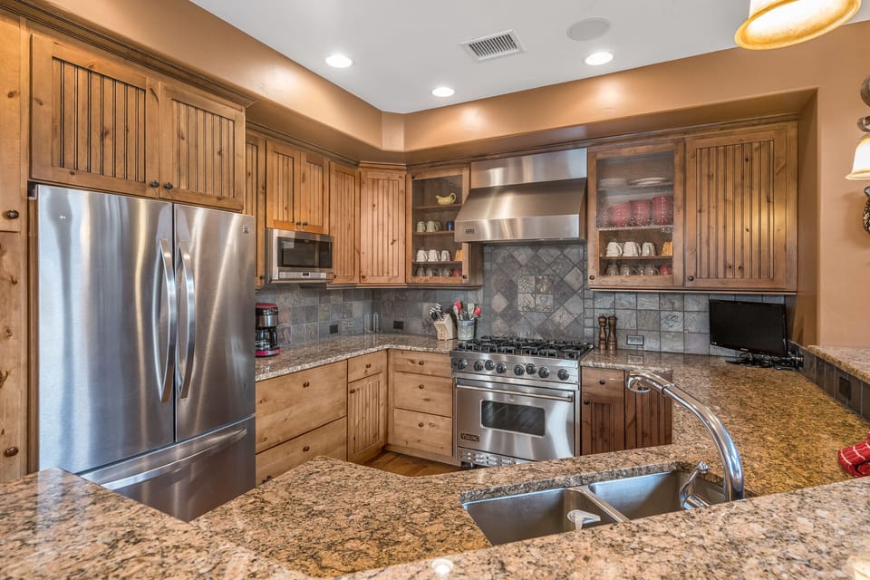 Gourmet Kitchen