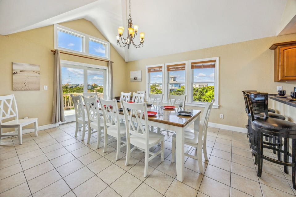 Surf or Sound Realty - 786 - Medley Paradise - Dining Area -3
