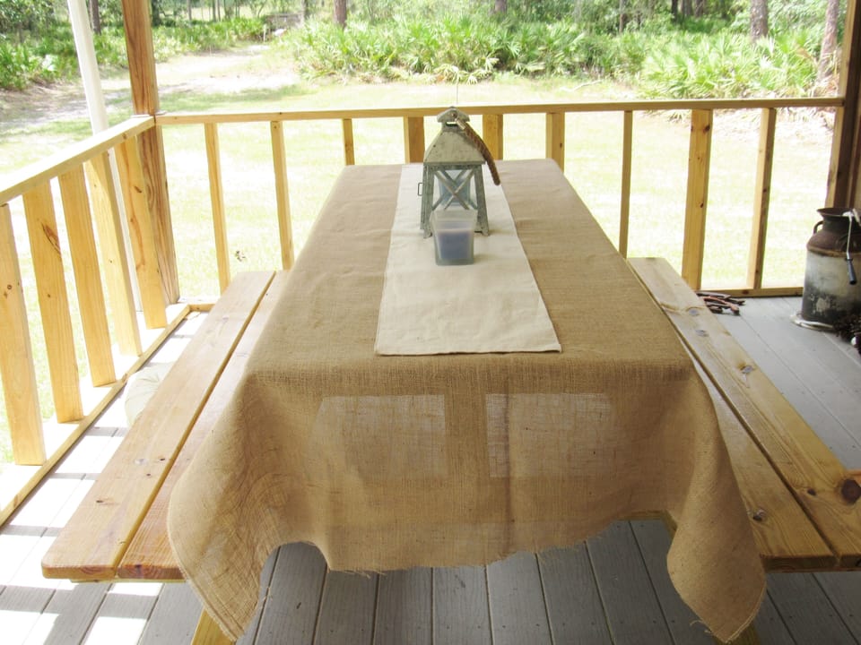 Outdoor dining