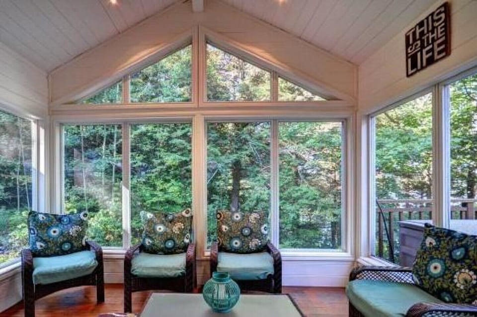 screened in porch