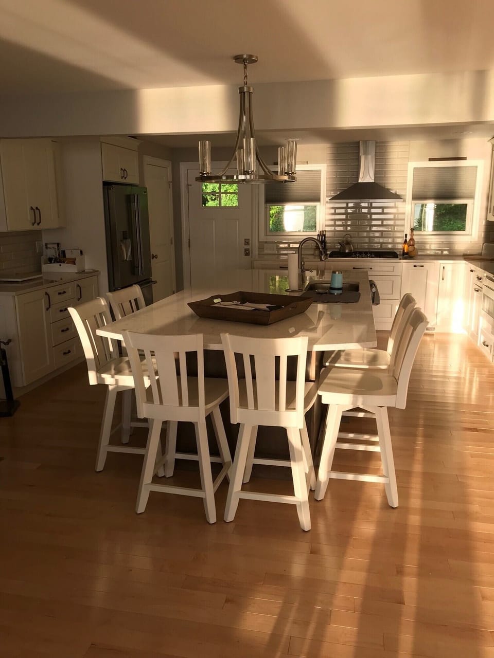 Well appointed kitchen with island seating for 6.