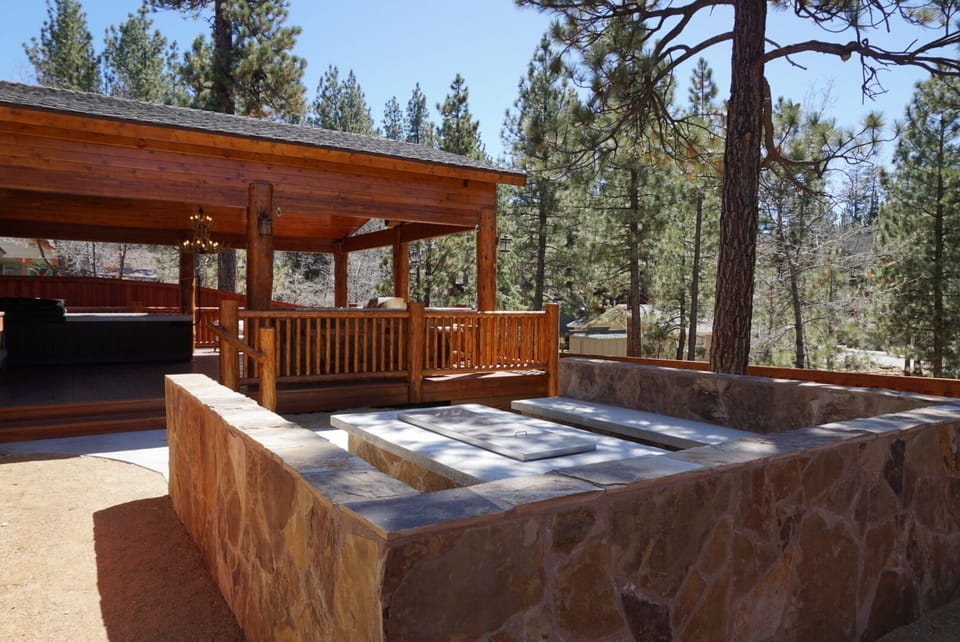 Large Outdoor Fire Pit 