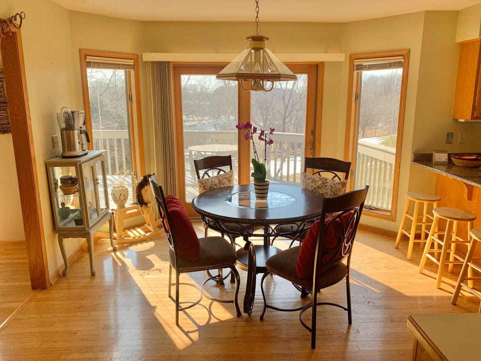 Afternoon sunshine pours into the cozy dinette.