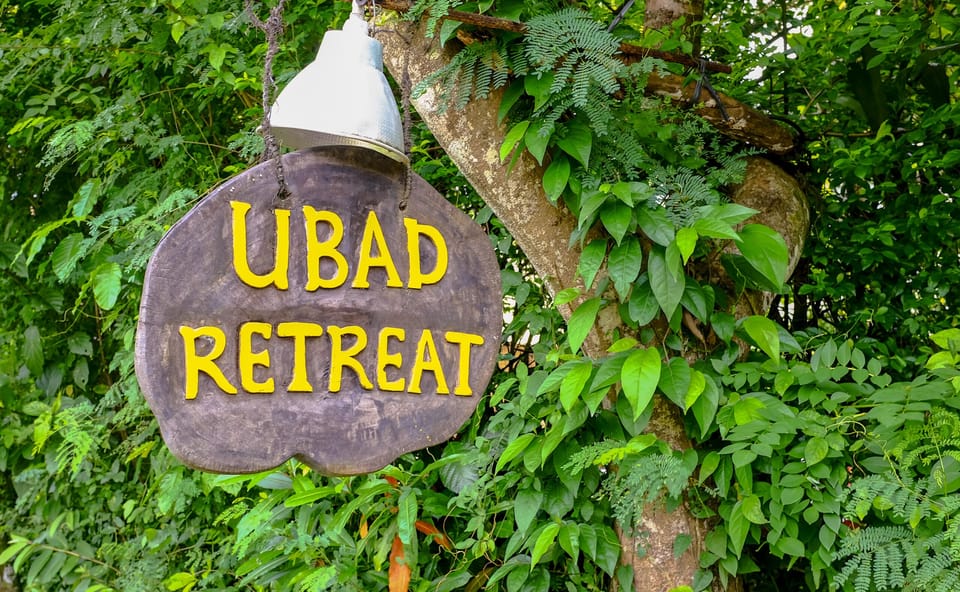 Entrance sign
