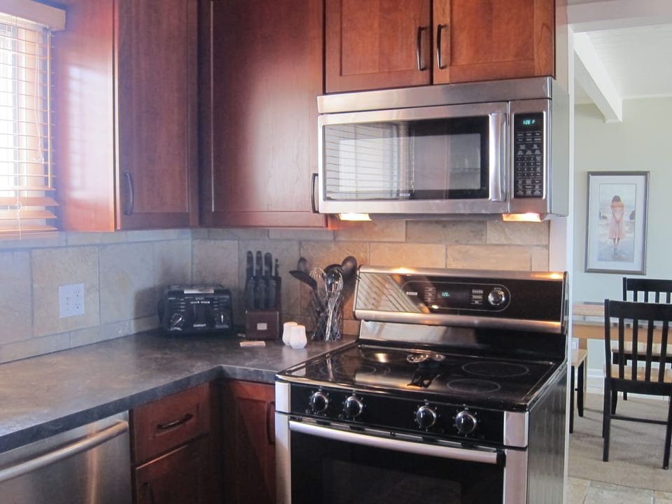 Kitchen with Bosch appliances