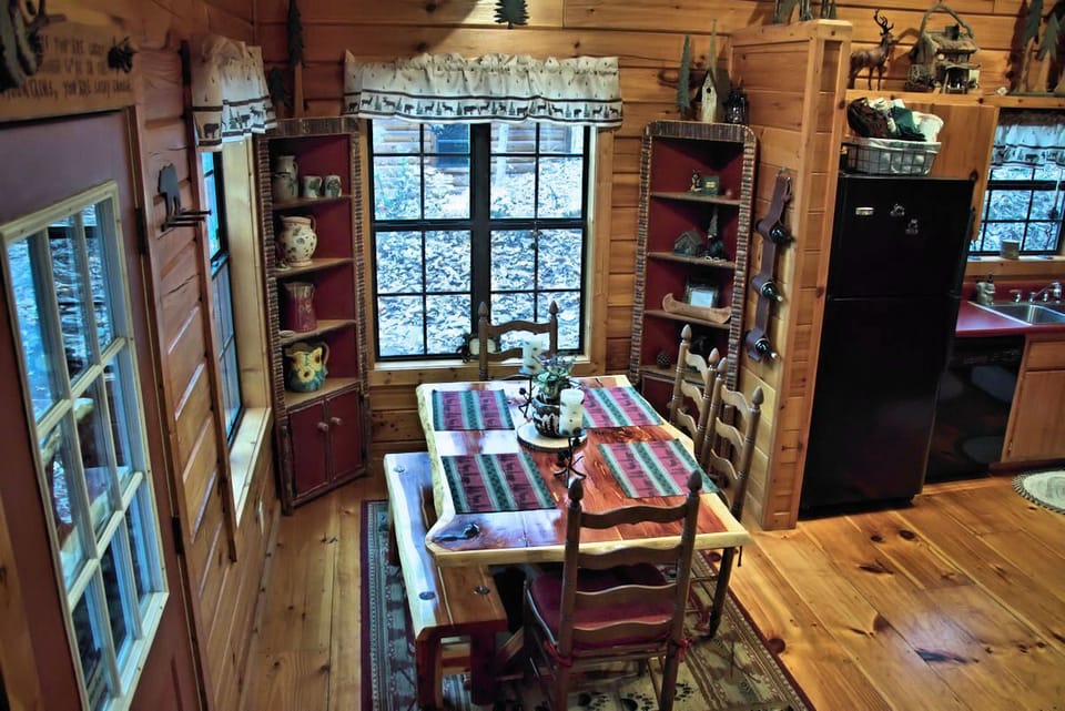 Custom dining table with seating for 6