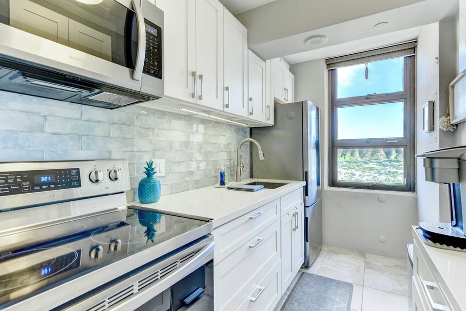 Kitchen has everything you could possibly need; dishes, cookware, appliances etc